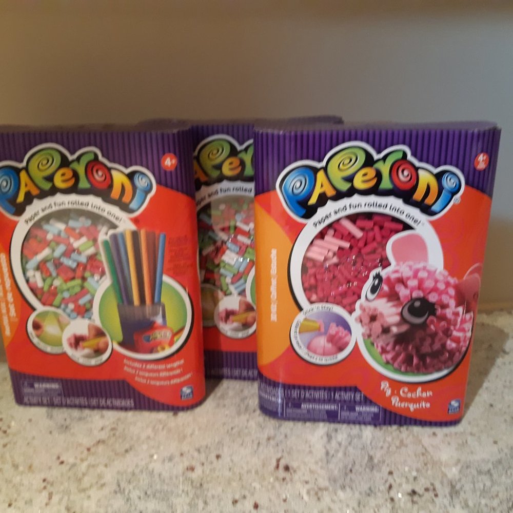 Paperoni set of 2 refills + Pig craft